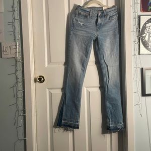 light wash bell bottom jeans six 00